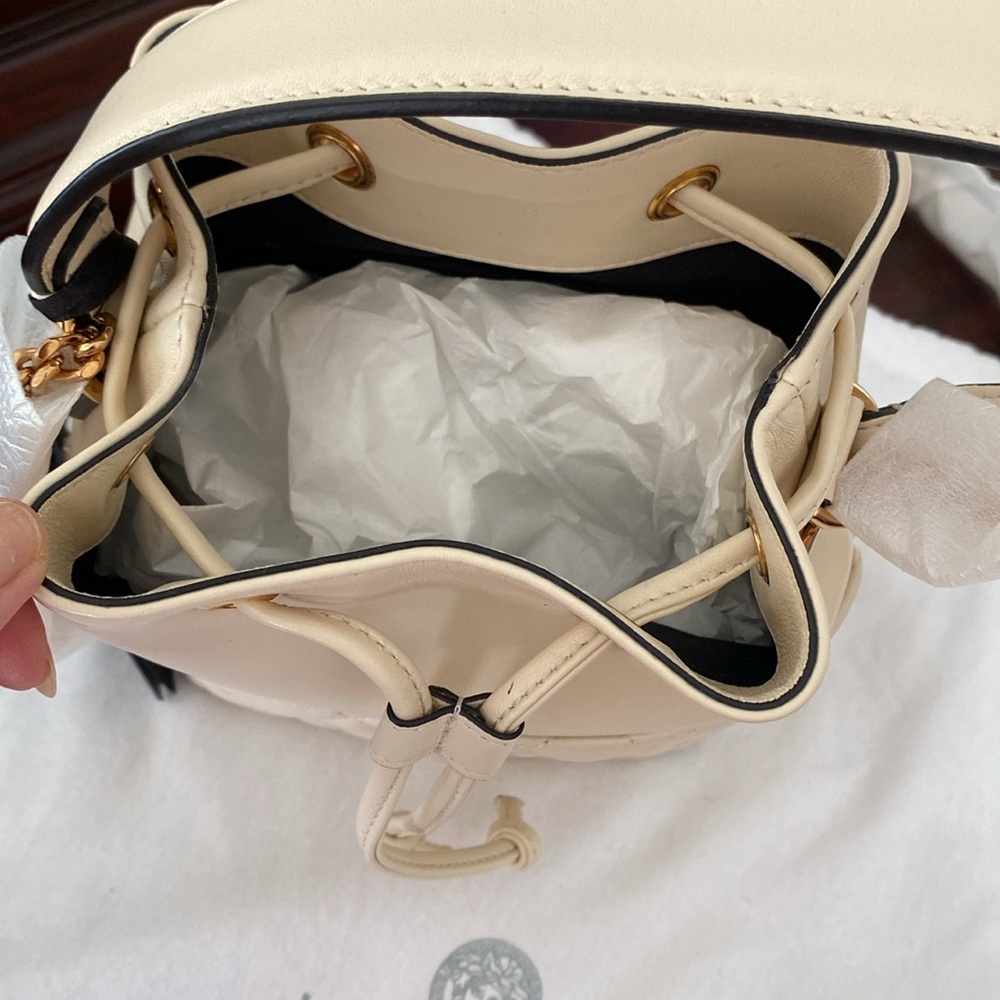 Versace Medusa Cream Quilted Lamb Leather Bucket Shoulder Bag - Picture 3 of 12